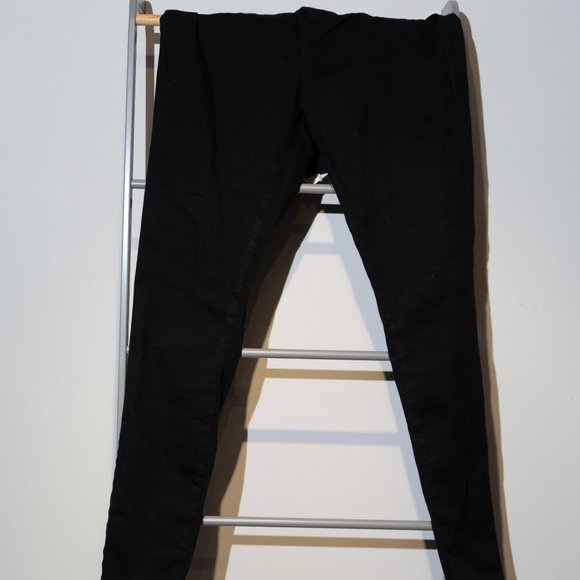 I just learned the term 'Jeggings' - Picture 2 of 2